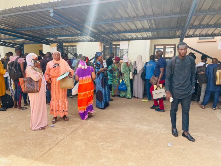 Concours de la fonction publique : l’engouement ne faiblit pas